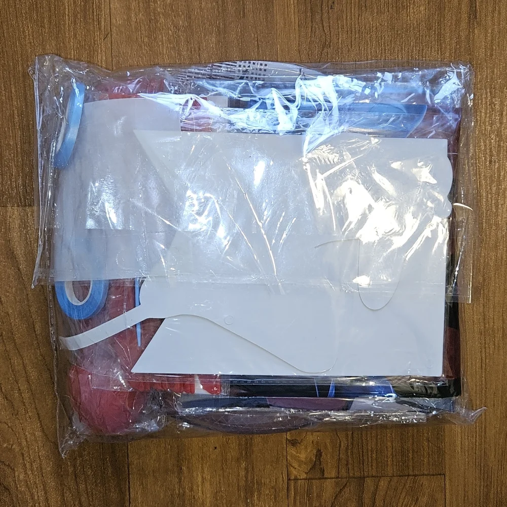 .Spider-Themed Party Supplies Set
